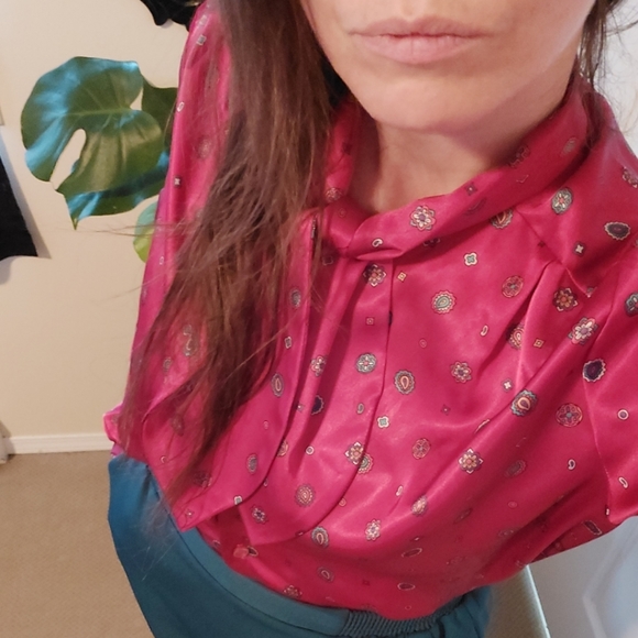 Vintage Red Button-up Top - Picture 2 of 10